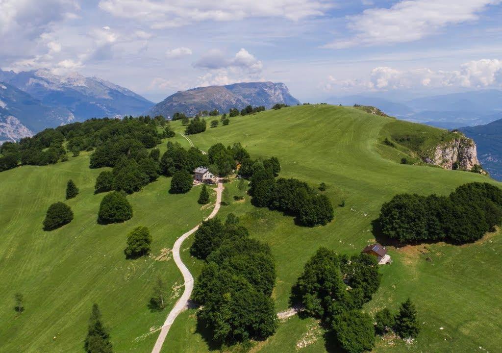 Agritur Ca' De Mel Villa Fiavè Exteriör bild